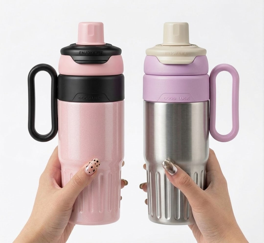 Insulated Tumbler with Straw, Lid for Sipping & Handle 780ml